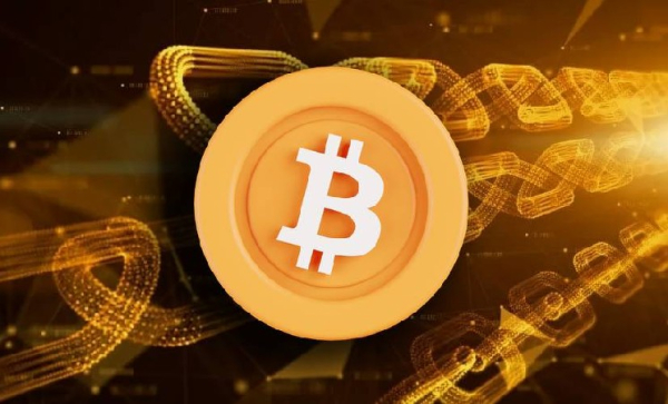 Рынок биткоина остается под давлением: крупные инвесторы демонстрируют осторожность и ETF фиксируют отток